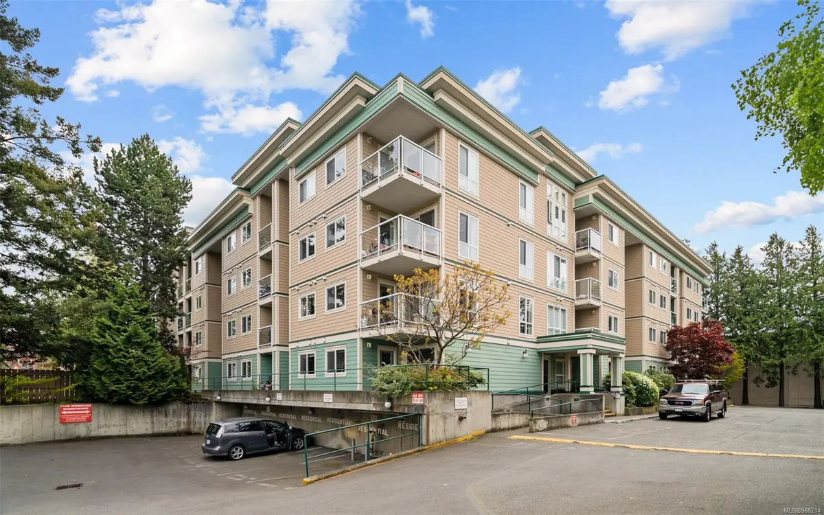 Victoria, BC V8T 5H9,689 Bay St #308