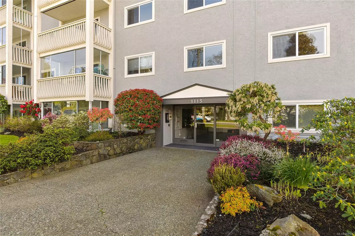 Victoria, BC V8V 3H8,1115 Rockland Ave #401