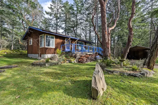 Salt Spring, BC V8K 1N3,380 Langs Rd