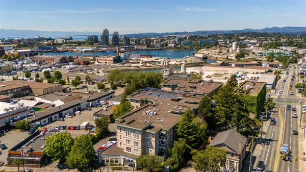 Victoria, BC V8T 5H9,689 Bay St #308