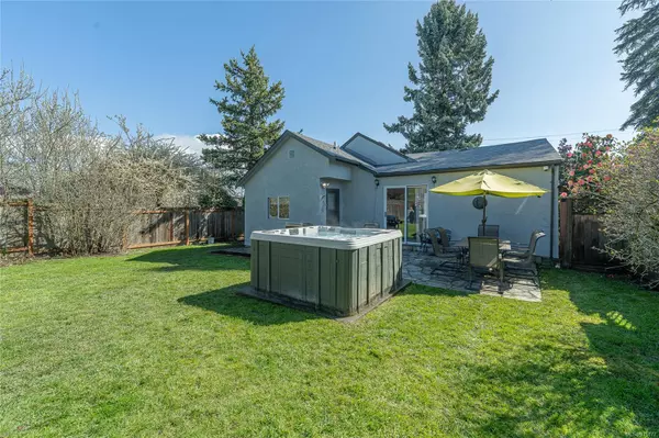 Saanich, BC V9A 1W9,3178 Earl Grey St