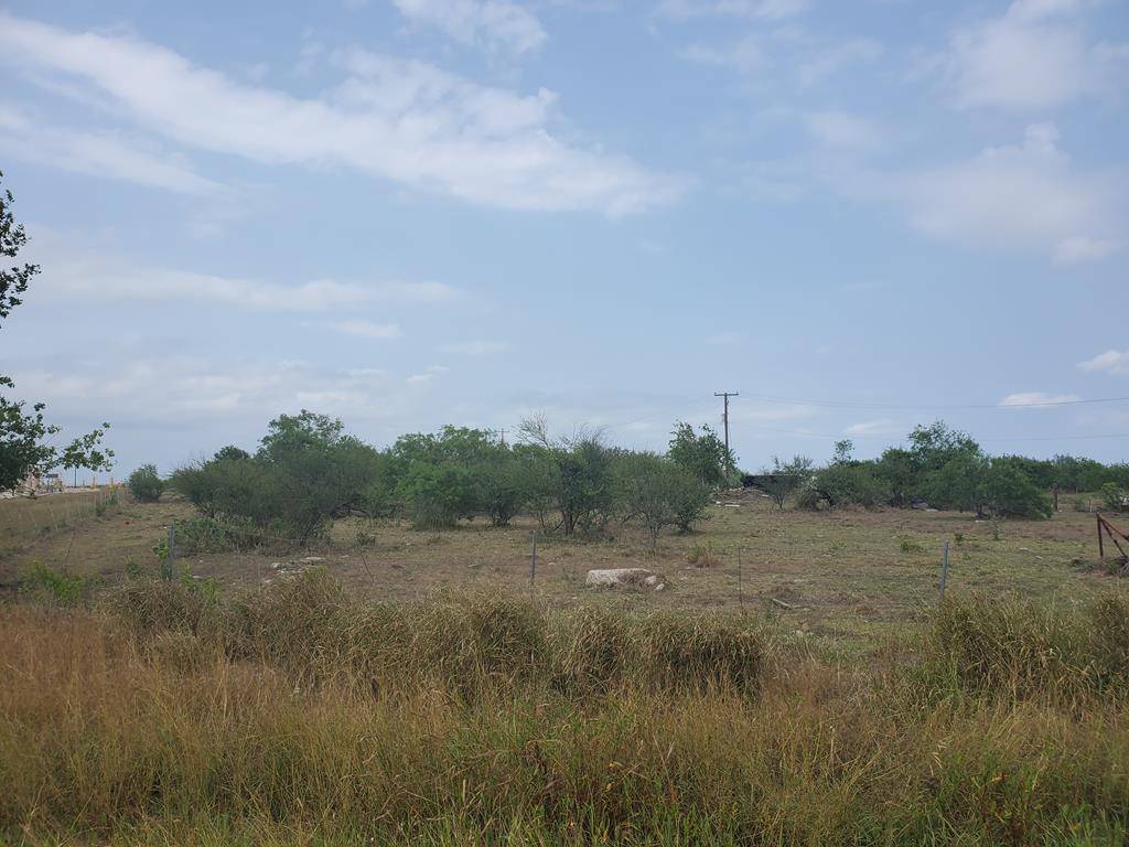 840 Egery Island Rd, Taft (bayside), TX 78382