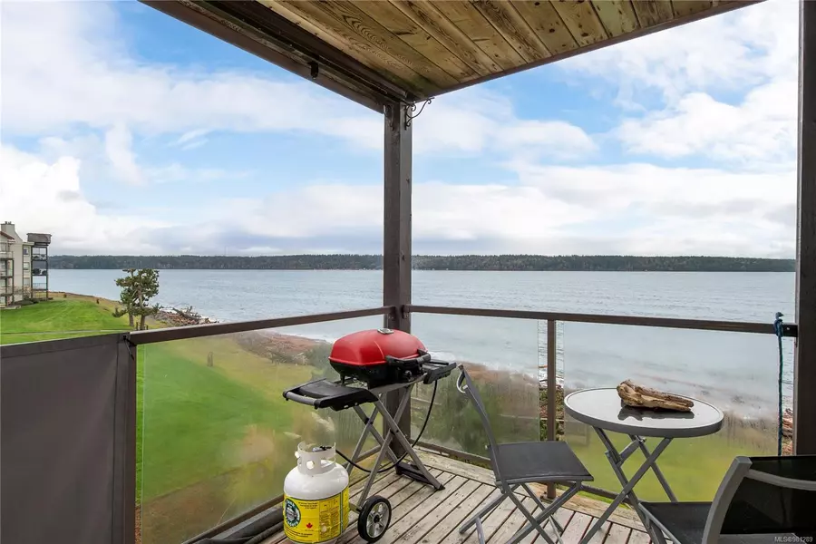 27 Island Hwy S #1301, Campbell River, BC V9W 1A2