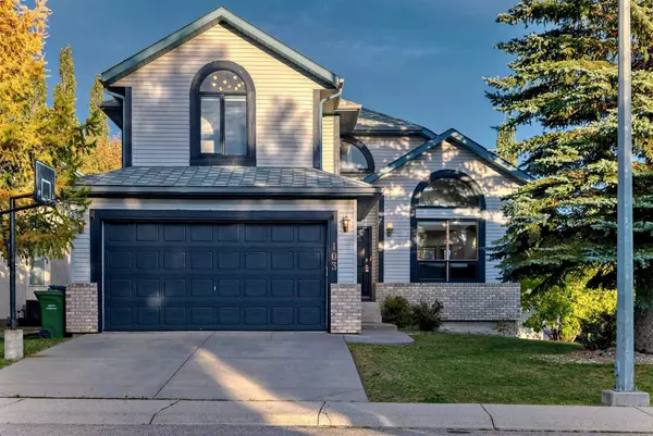 103 Hawktree Close Northwest, Calgary, AB T3G 3T3