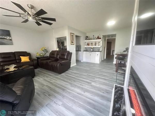 Deerfield Beach, FL 33442,435 Durham O  #435