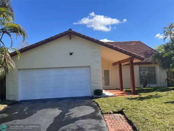 9300 NW 40th Ct, Sunrise, FL 33351