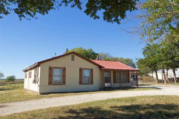 Muenster, TX 76252,939 N Ash Street