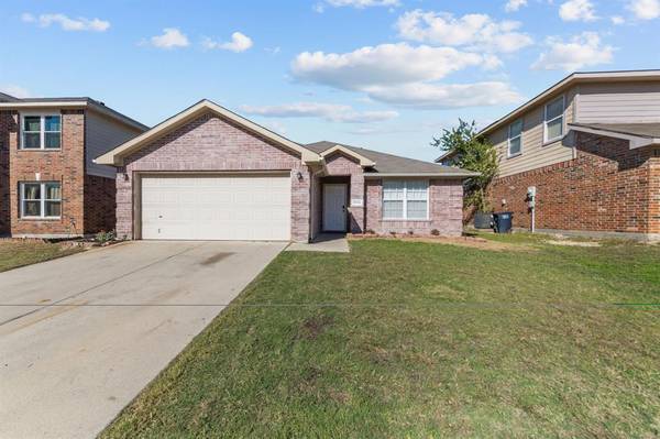 10156 Chapel Springs Trail, Fort Worth, TX 76116