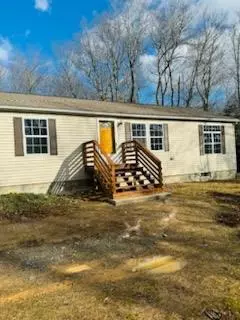 89 Algonkin Road, Penn Forest Township, PA 18229