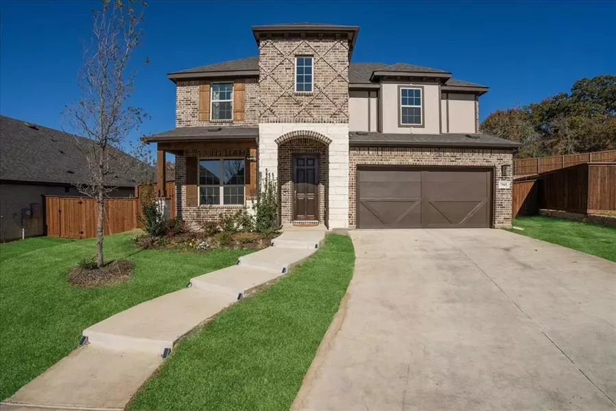 7045 Pecan Glen Place, Fort Worth, TX 76120