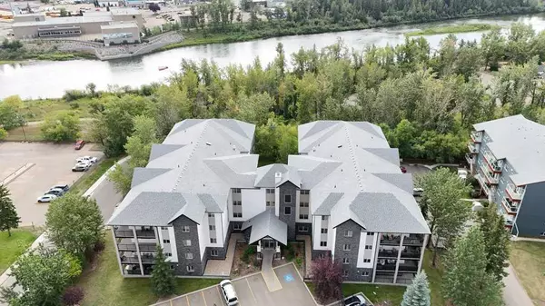 5601 Kerry Wood DR #404, Red Deer, AB T4N 4X3