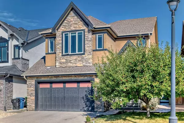 113 West Coach PL SW, Calgary, AB T3H 0M8