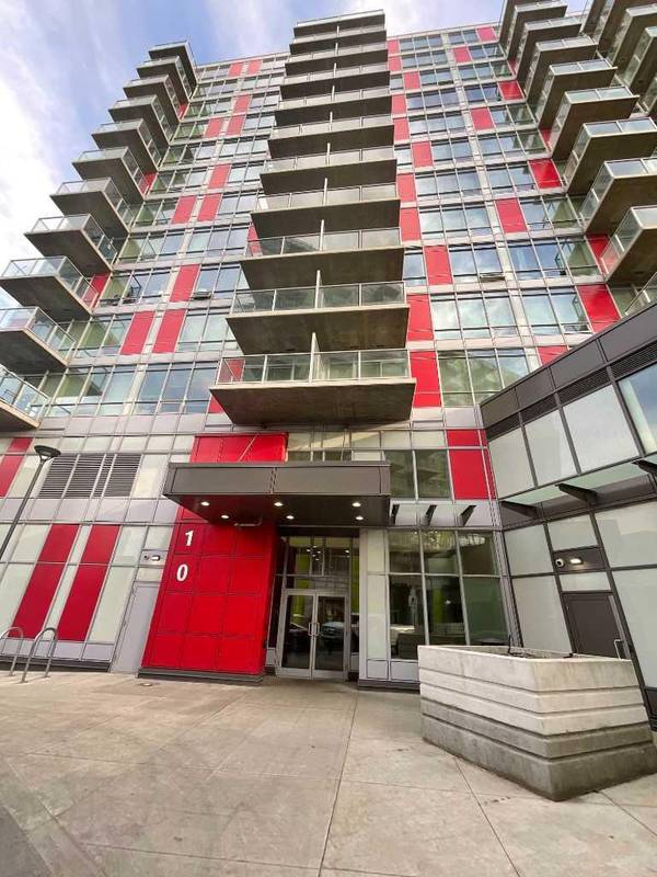 10 Brentwood Common Northwest #706, Calgary, AB T2L 2L6