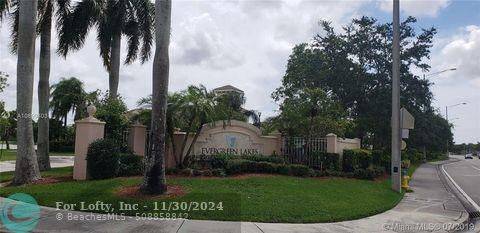 Coconut Creek, FL 33073,5005 Wiles Rd  #202