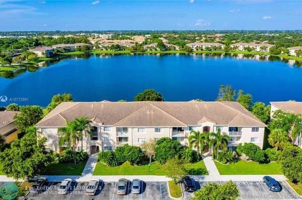 Coconut Creek, FL 33073,5005 Wiles Rd  #202