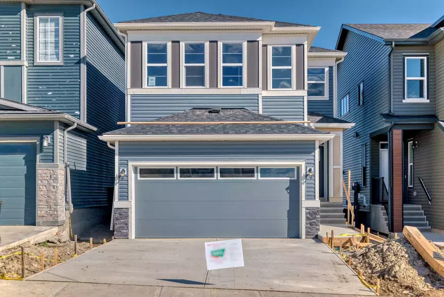 44 Carringvue Passage Northwest, Calgary, AB T3P 2G5