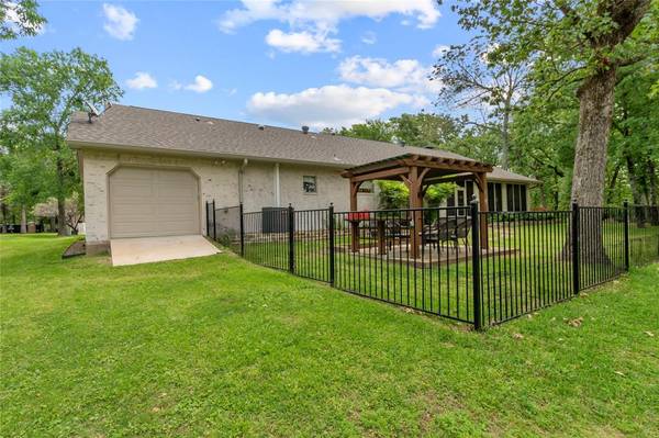 Mabank, TX 75156,125 Bay Tree Trail