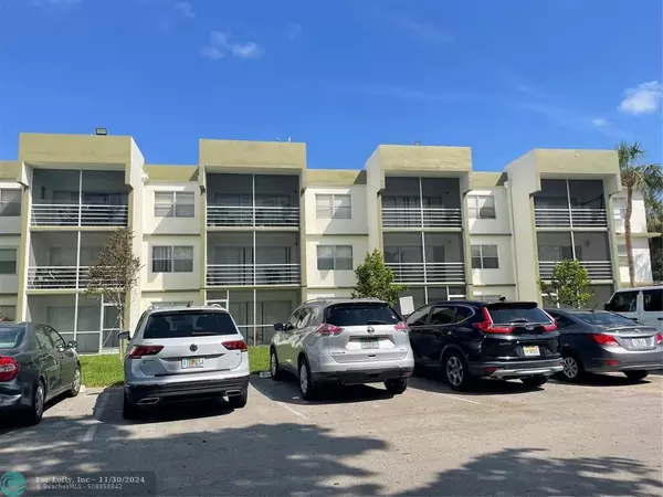 Sunrise, FL 33351,4255 N UNIVERSITY Dr  #214