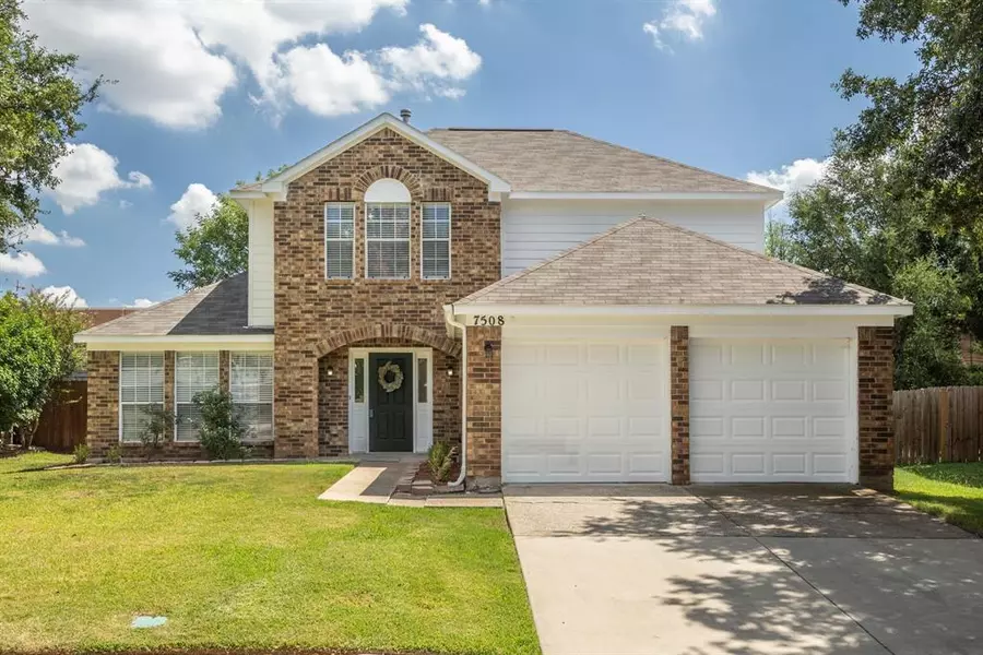 7508 Point Reyes Drive, Fort Worth, TX 76137