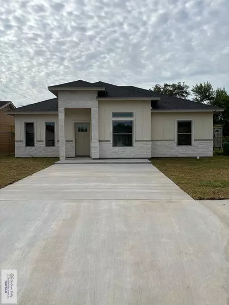 226 CASA BLANCA DR., Brownsville, TX 78521