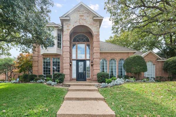 5215 Saratoga Lane, Arlington, TX 76017