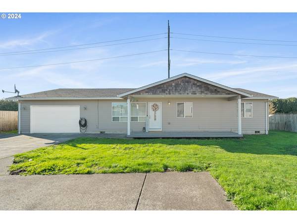 506 EVERGREEN DR, Tillamook, OR 97141