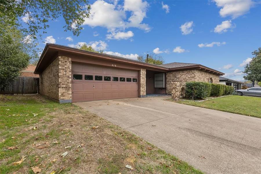 416 Mountainview Drive, Hurst, TX 76054