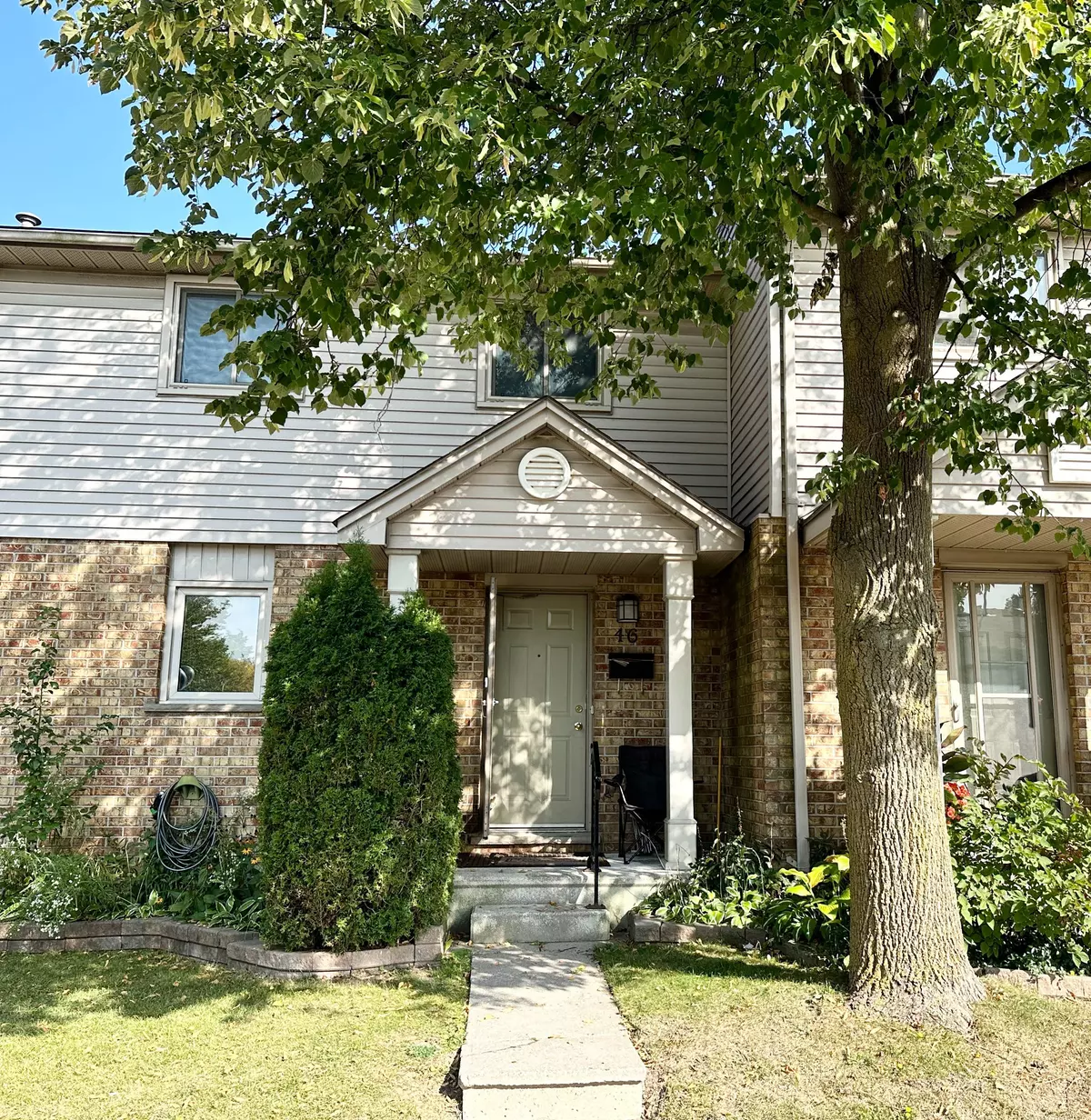 London, ON N5V 4P5,217 Martinet AVE #46