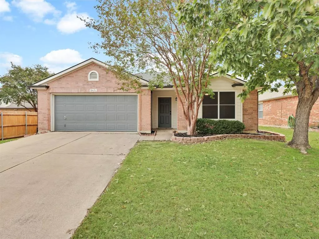 Fort Worth, TX 76131,8421 Ranch Hand Trail