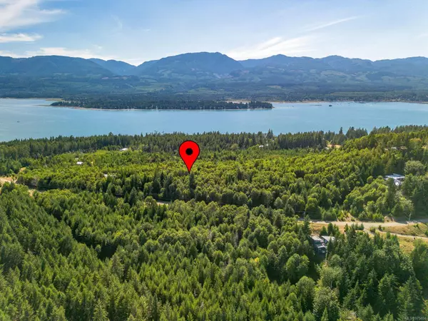 Denman Island, BC V0R 1T0,1771 Crescent Rd