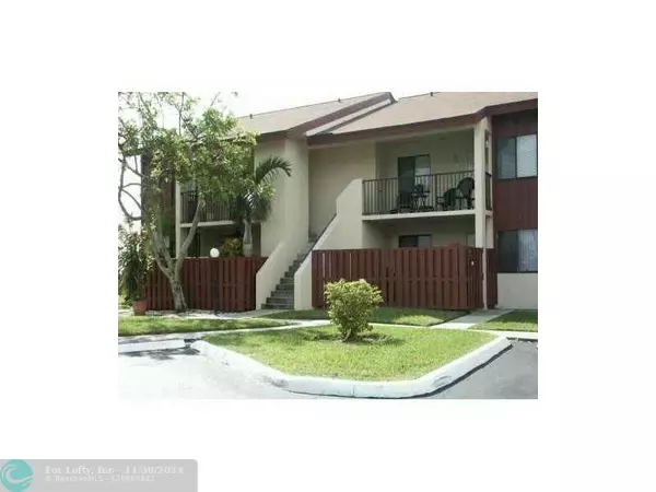 7931 Southgate Blvd  #E-9, Pompano Beach, FL 33068