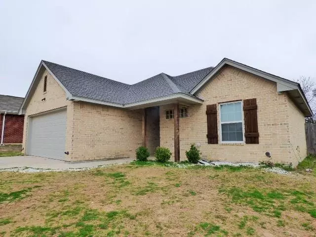 502 Railey Cove, Springtown, TX 76082