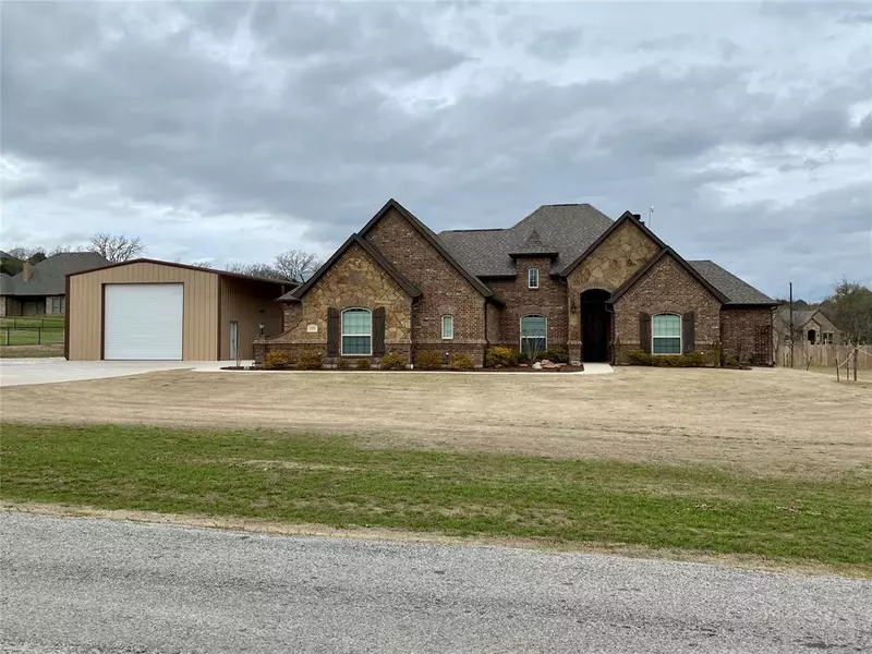 193 Wrigley Drive, Springtown, TX 76082