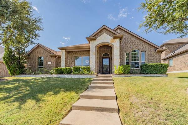 1205 Senegal Drive, Desoto, TX 75115