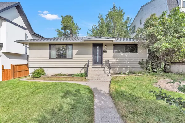 2212 29 AVE Southwest, Calgary, AB T2T 1N7