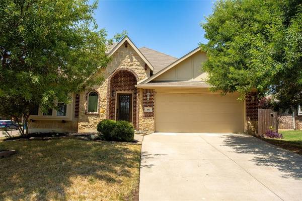 406 Limestone Drive, Alvarado, TX 76009