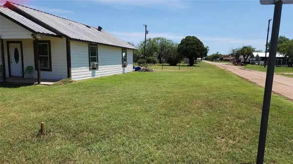 Hamlin, TX 79520,41 SW SW AVE G Avenue #41