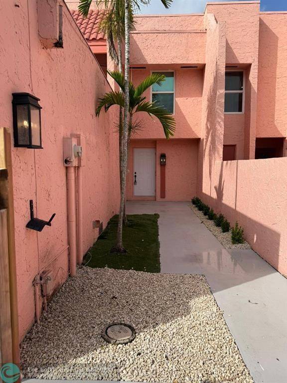 1637 NW 56th Ter  #6, Fort Lauderdale, FL 33313