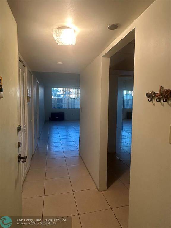 Pembroke Pines, FL 33026,1100 Saint Charles Pl  #313