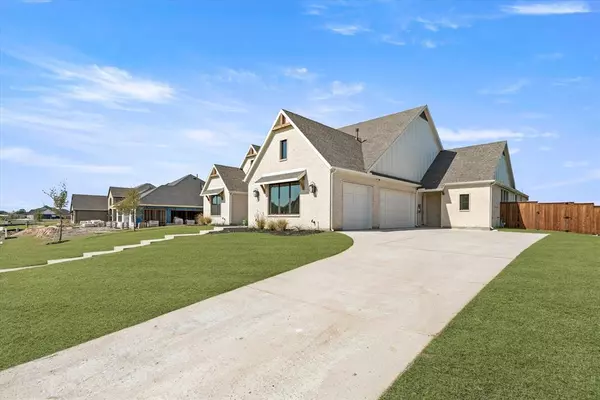 Haslet, TX 76052,306 Broadmoor Drive