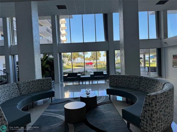 Pompano Beach, FL 33062,405 N Ocean Blvd  #415