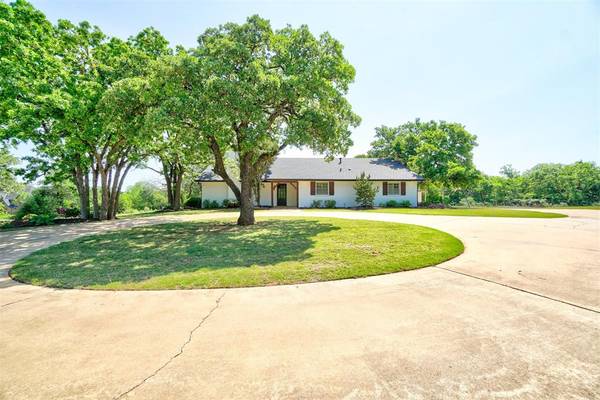 400 Carpenter Trail, Arcadia, OK 73007