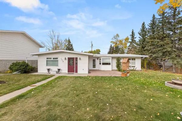 1314 22 AVE, Didsbury, AB T0M 0W0