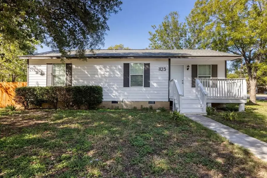 1123 E Sycamore Street, Denton, TX 76205