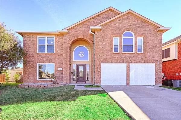 Arlington, TX 76002,6703 Meadowcrest Drive