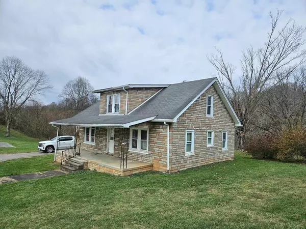 171 Crestwood Drive, Honaker, VA 24260