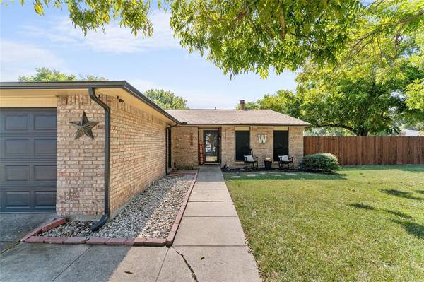 630 Tara Drive,  Desoto,  TX 75115