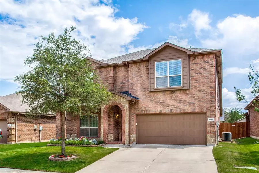 1444 Castlegar Lane, Fort Worth, TX 76247