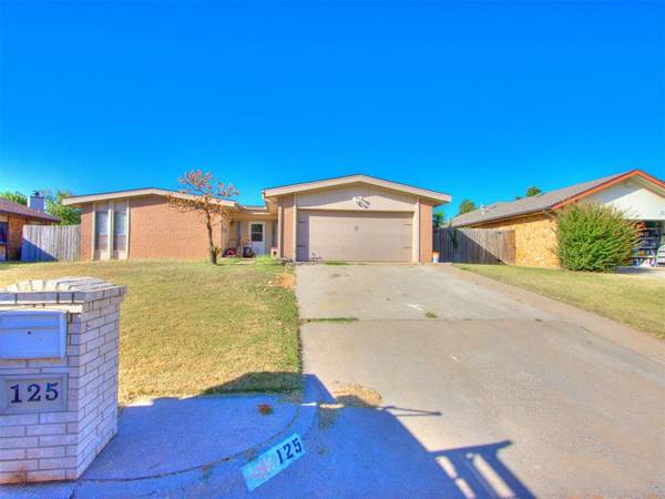 125 E Parkland Drive, Yukon, OK 73099