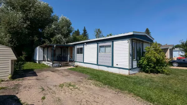 48 Parkland Acres, Lacombe, AB T4L 1T1